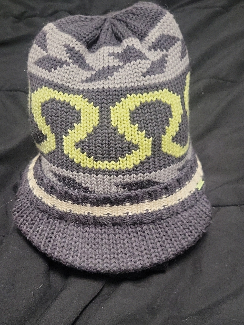 Lululemon Vintage Shady Hat Knit Visor Beanie – Gray & Yellow Geometric Pattern
